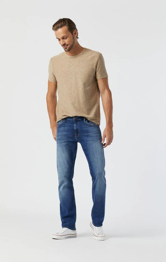Zach straight leg jeans-regular rise mid brushed organic move